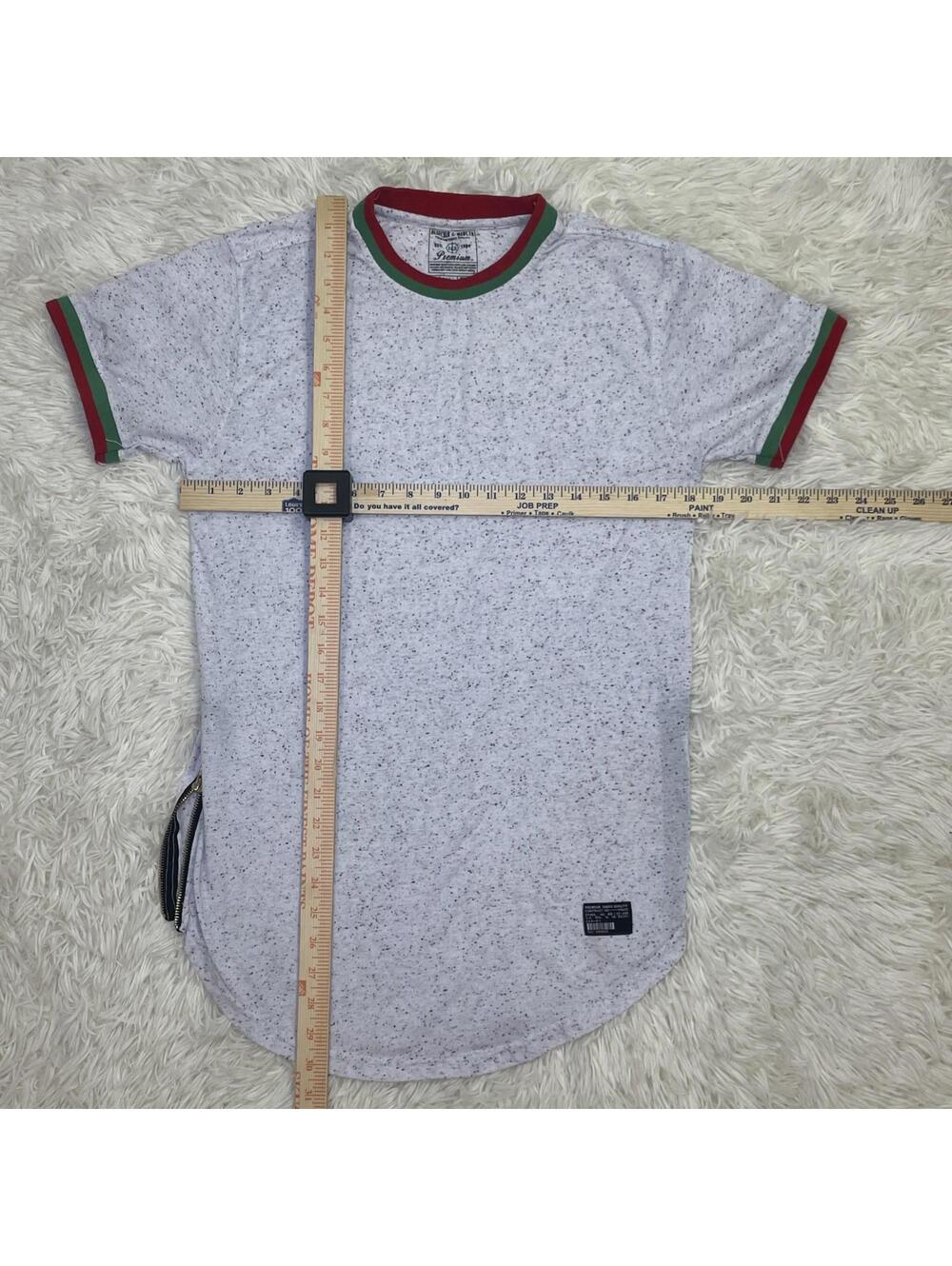 Bleeker & Mercer Premium Mens Fashion T-Shirt Size S Green/Red w/ 2 Zip Pockets - Picture 2 of 10